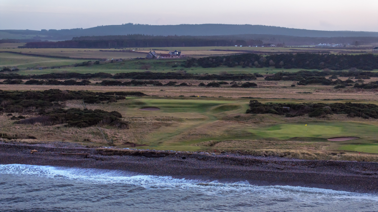 8th hole at Spey Bay