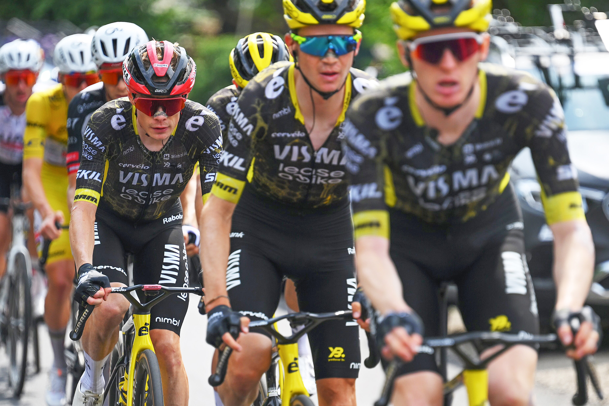 PLATEAU DE SOLAISON, FRANCE - JULY 19: Jonas Vingegaard of Denmark and Team Visma | Lease a Bike competes before being involved in a crash during the 113th Tour de France 2026, Stage 15 a 183.9km a 155.3km stage from Champagnole to Plateau de Solaison 1501m / #UCIWT / on July 19, 2026 in Plateau de Solaison, France. (Photo by Tim de Waele/Getty Images)