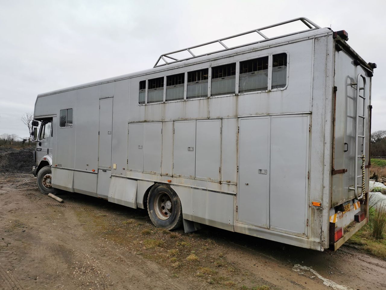 A broken down old caravan