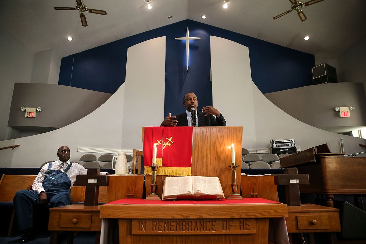 Ben Carson speaks at Sunday church in Iowa.