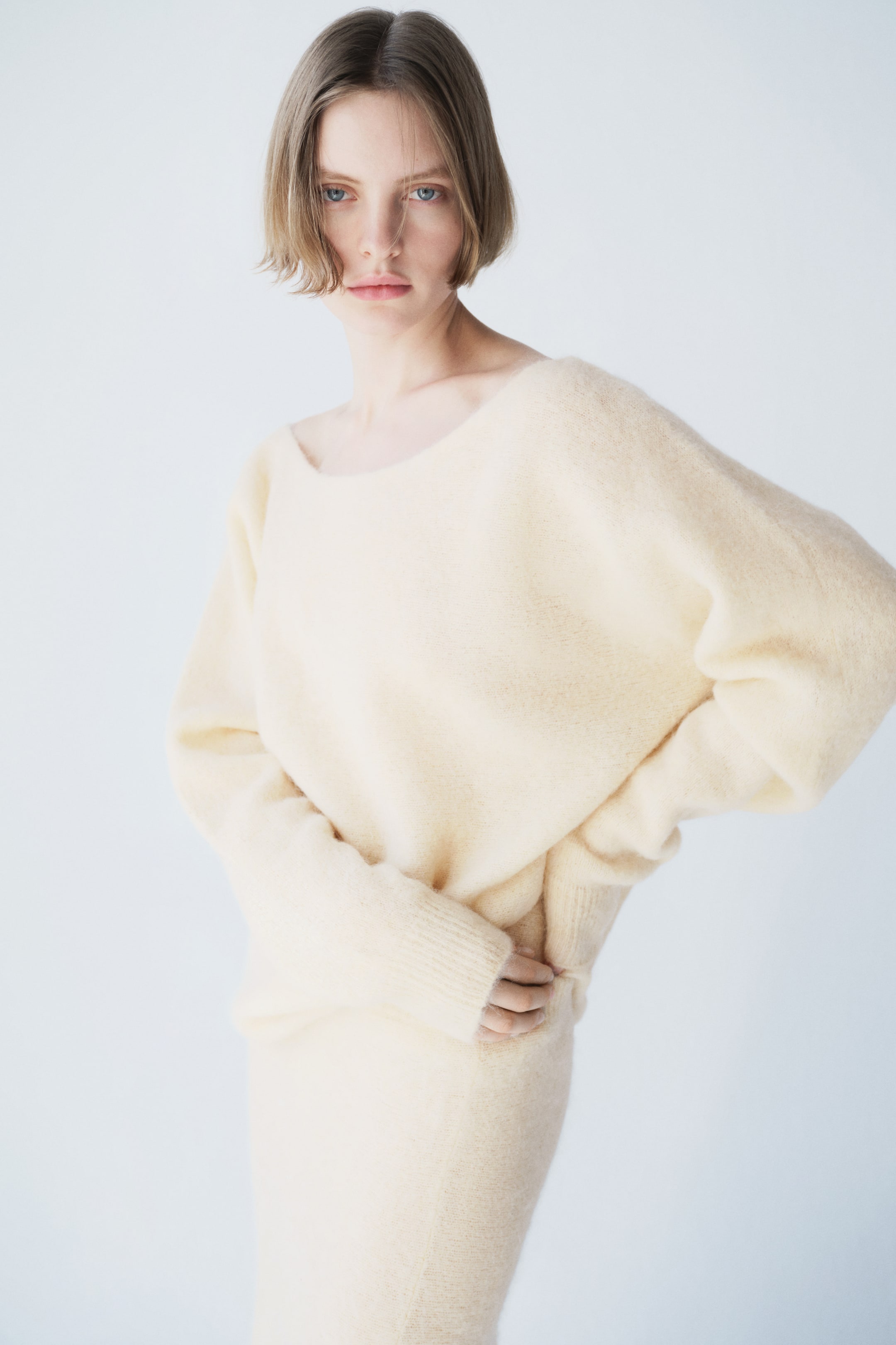Alpaca-Blend One-Shoulder Sweater - Light Yellow