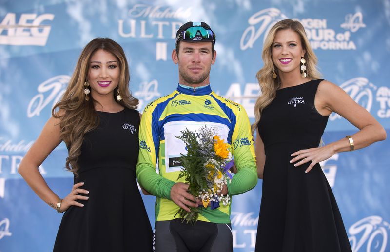 Mark Cavendish (Etixx-Quick Step) also leads the points classificaiton