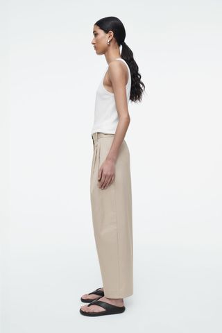 Pleated Barrel-Leg Cotton Trousers