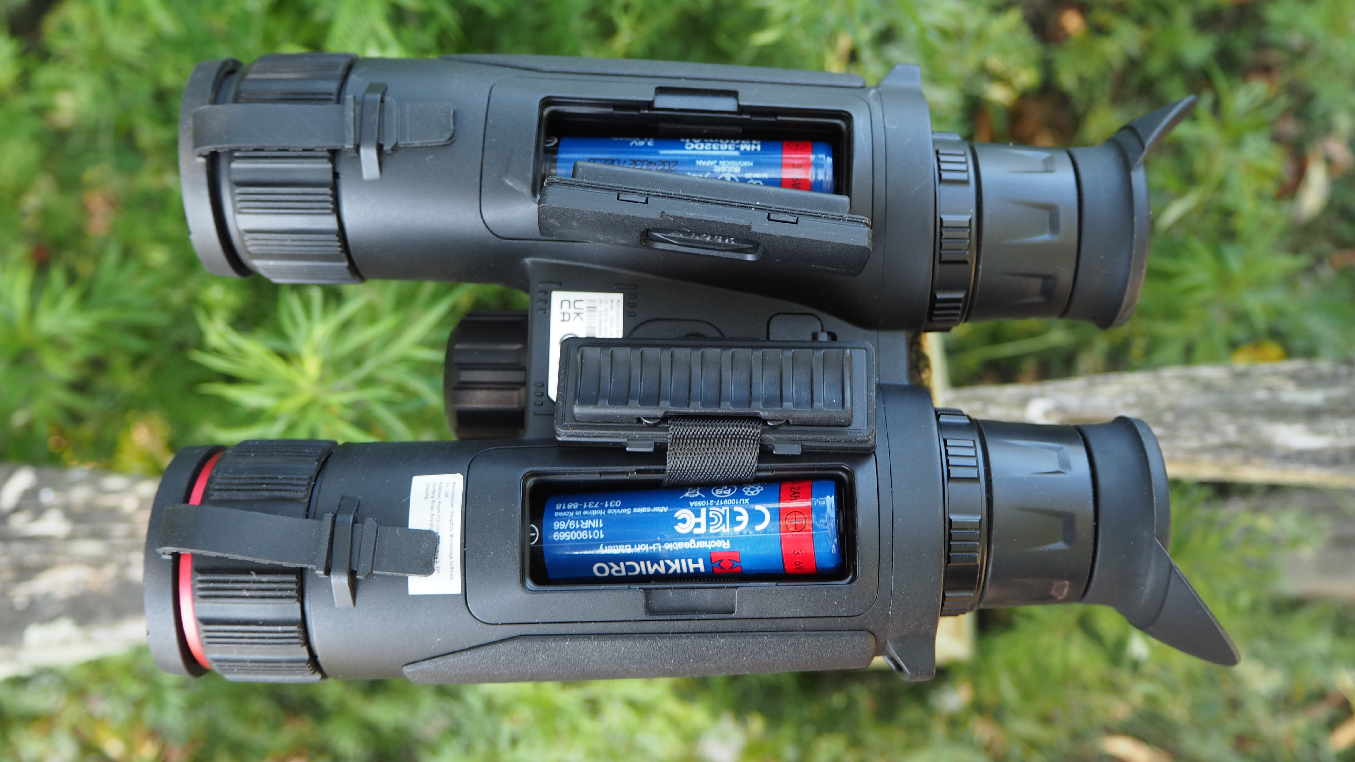 HikMicro Habrok 4K HE25L binoculars