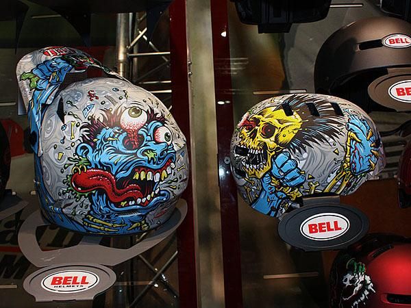 Just in case you happen to purchase both a Bell Drop and Bell Faction helmet, make sure to display them like this to complete the scene.