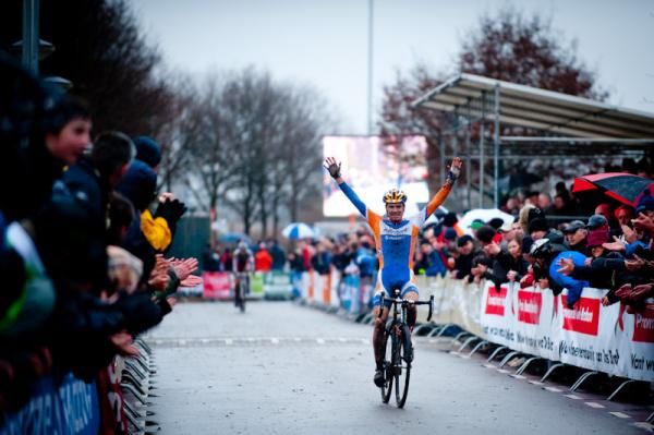 Bart Aernouts (Rabobank) wins in Rucphen