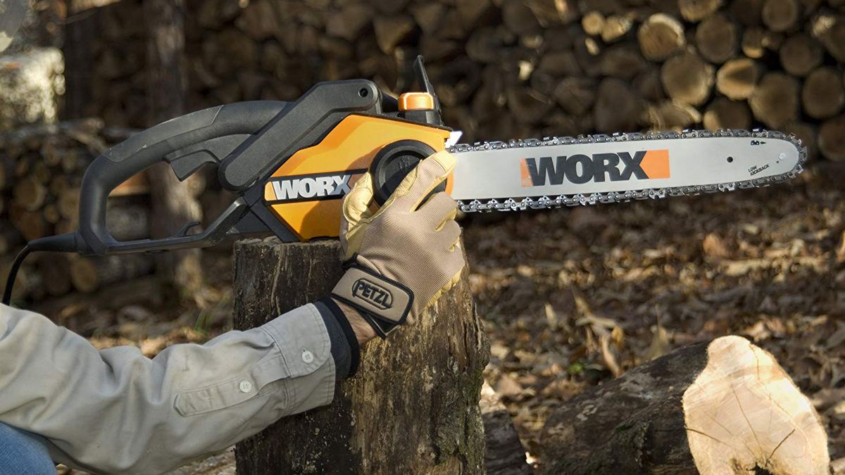 WORX WG304.1 Chainsaw Review | Top Ten Reviews