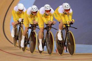 Michael Hepburn leading the Australian team pursuit squad at the 2012 London Olympics