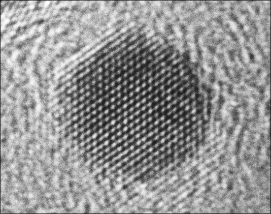 Атом под электронным микроскопом Nanodot Memory 100X Faster Than Today's Memory Chips Tom's Hardware