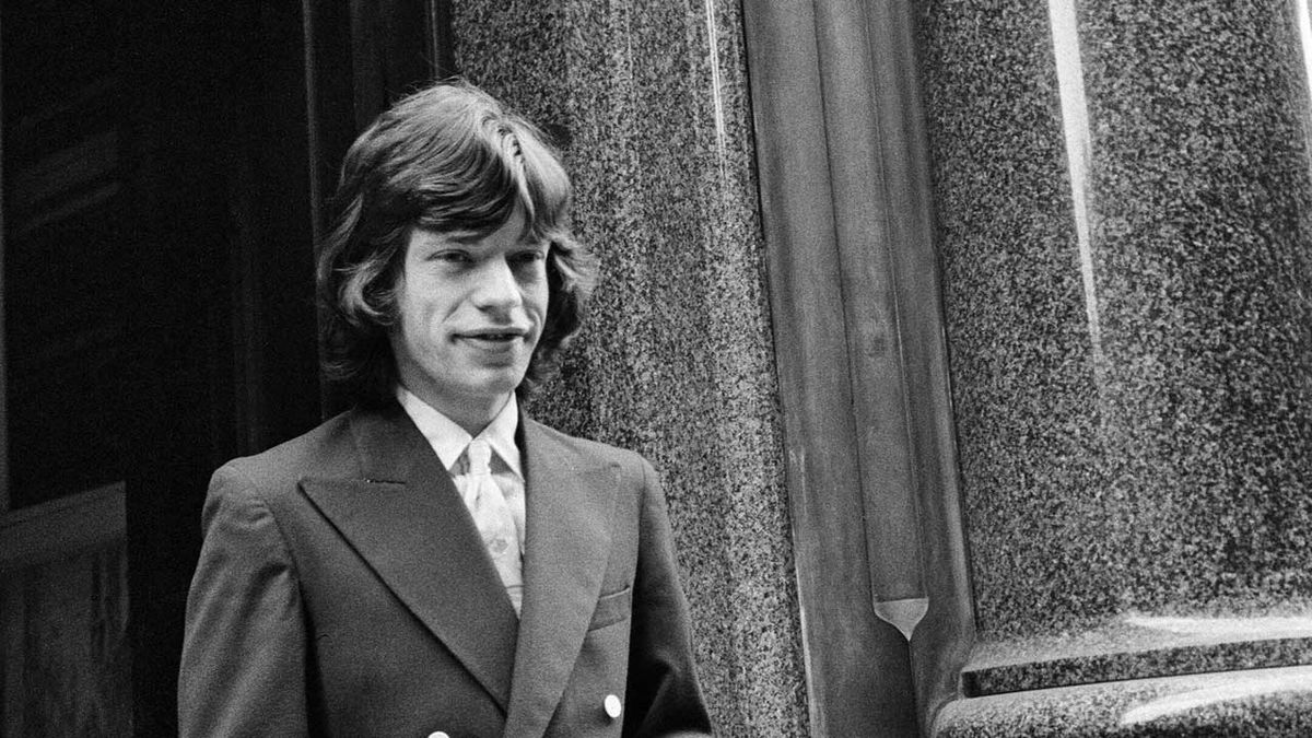 Mick Jagger leaving his solicitor&#039;s office on London