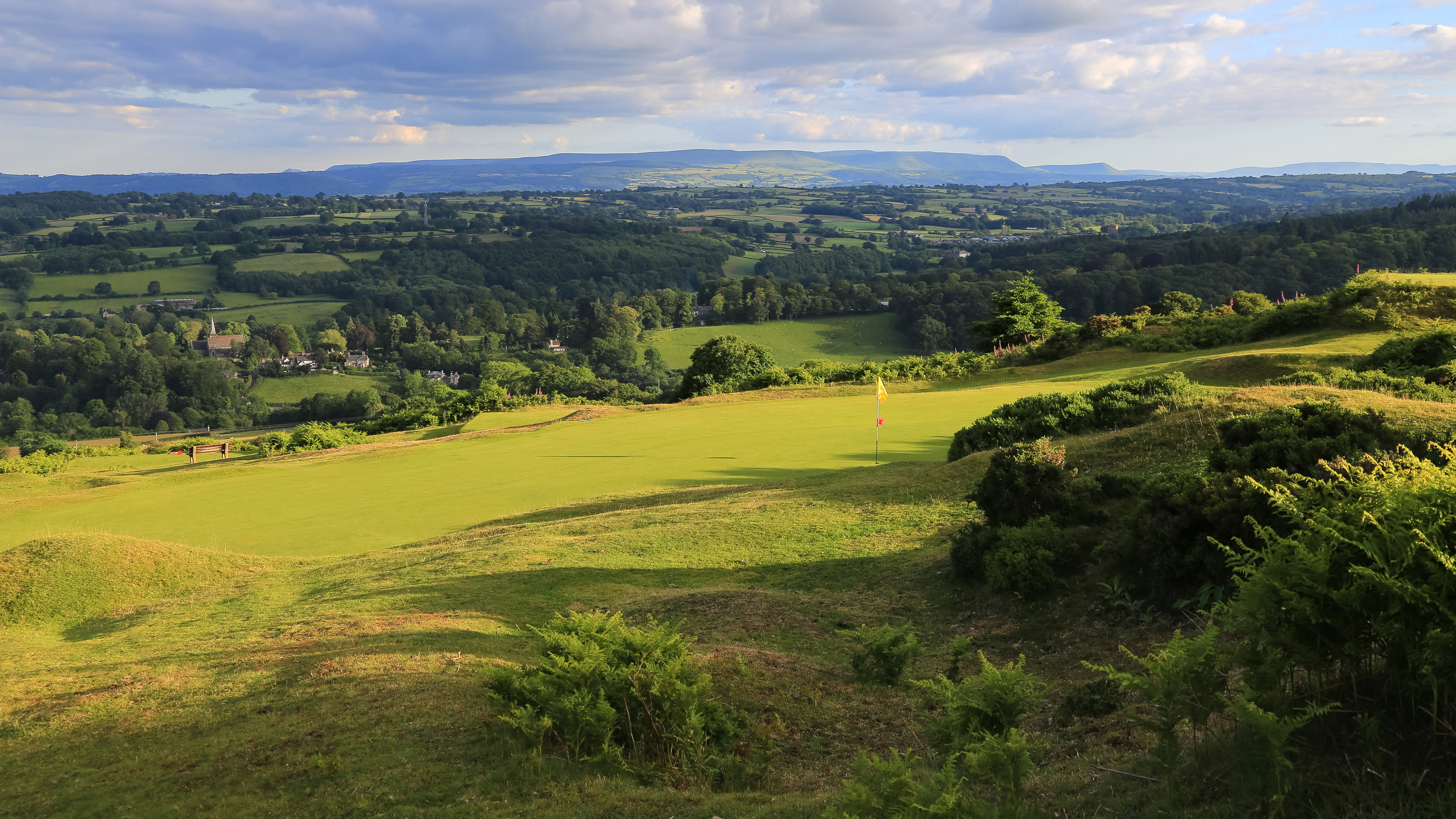 Kington - Hole 1 