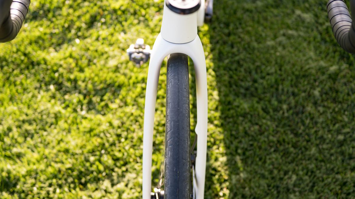Enve Frey front fork woith room for a 40mm tyre