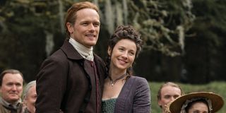 outlander starz jamie sam heughan claire caitriona balfe