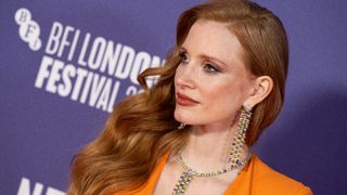 Hair trends 2023 - Jessica Chastain with supermodel blowdry