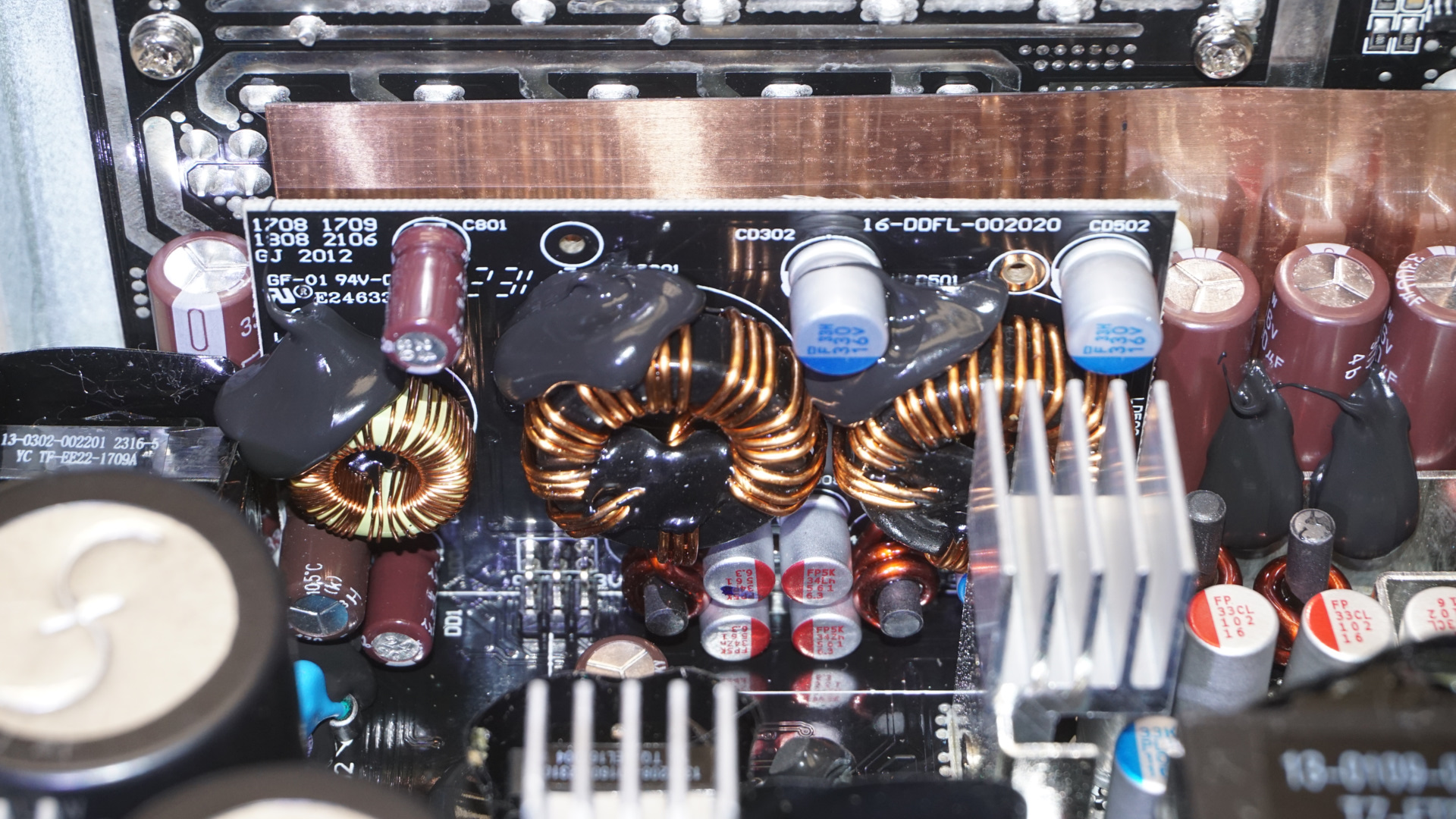 Cougar Polar X2 1200W Platinum PSU