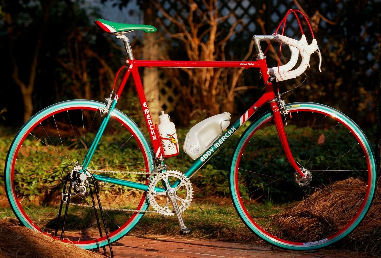 A replica 7-Eleven team-edition Eddy Merckx Corsa Extra bike available on eBay