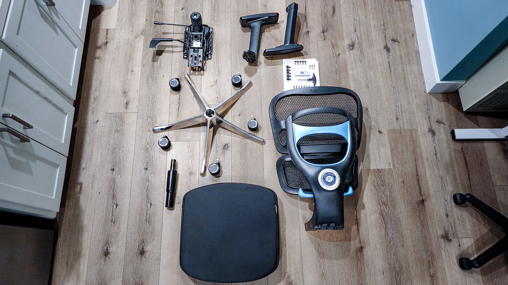 Eureka Axion gaming chair components