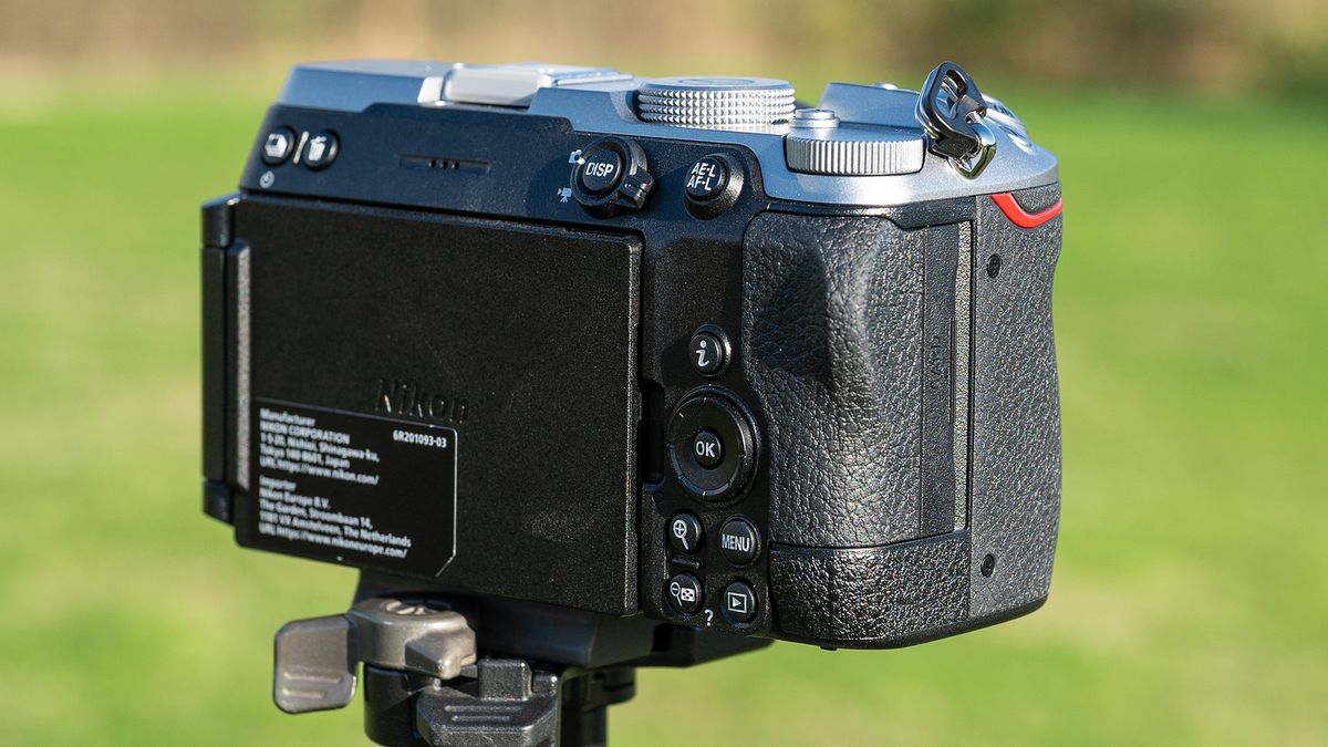 Nikon Z5IIC on a green background
