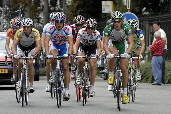 The escape group was whittled down to nine riders.