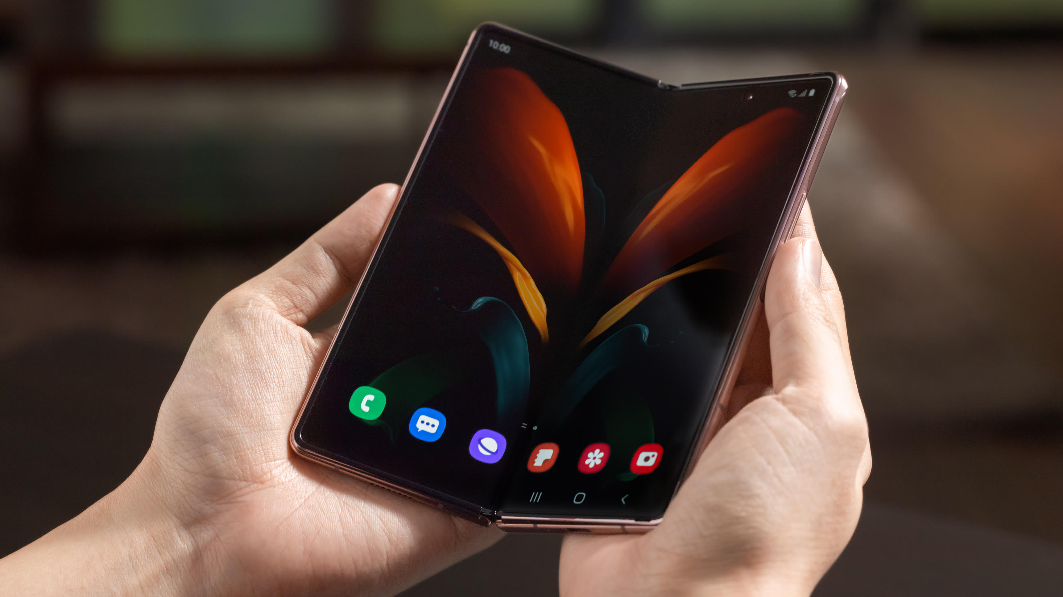 Samsung Galaxy Z Fold 2 Review: A Glimpse Into Our Ultra Mobile