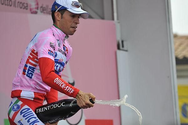 Giovanni Visconti and the bubbly.