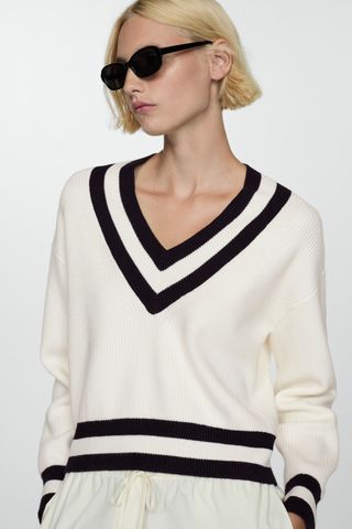 Mango Contrasting V-Neck Sweater