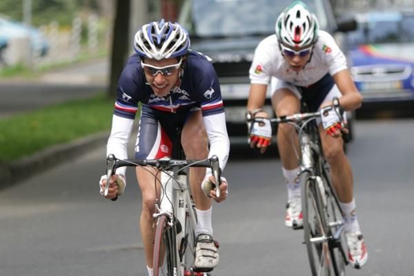 Stage winner Romain Guyot (l) and Rafael Reis go it alone.