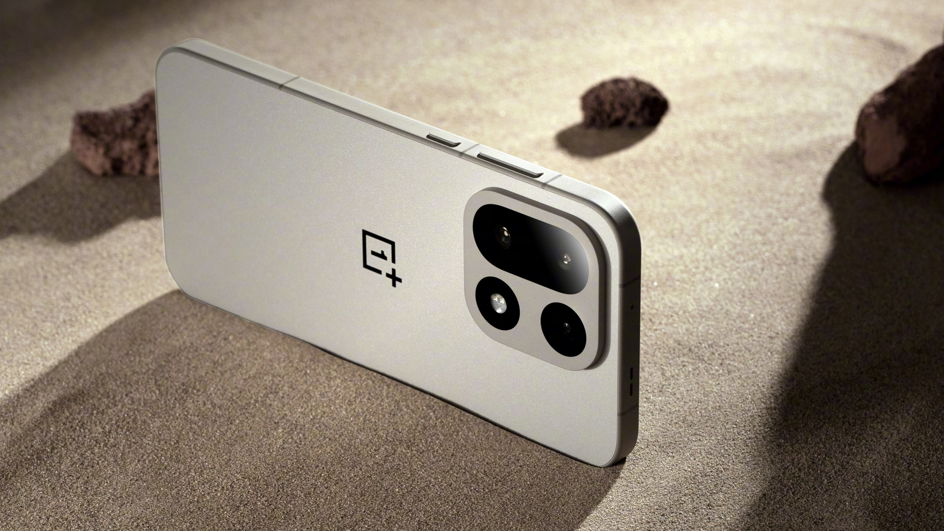 OnePlus 15 lifestyle image for marketing