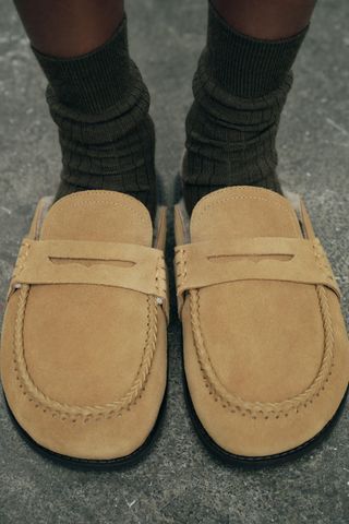 Suede Clogs With Fleece