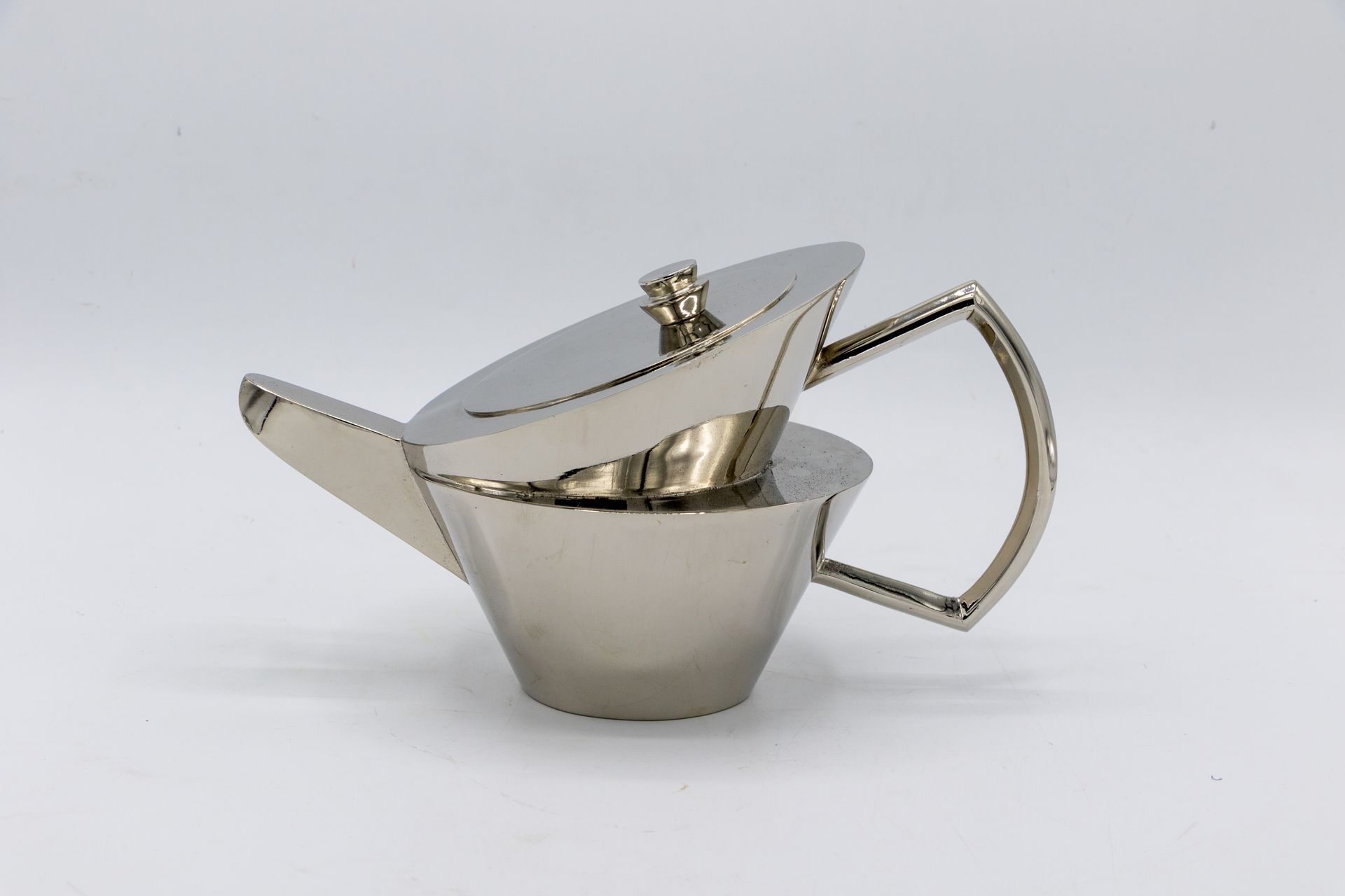 silver teapot