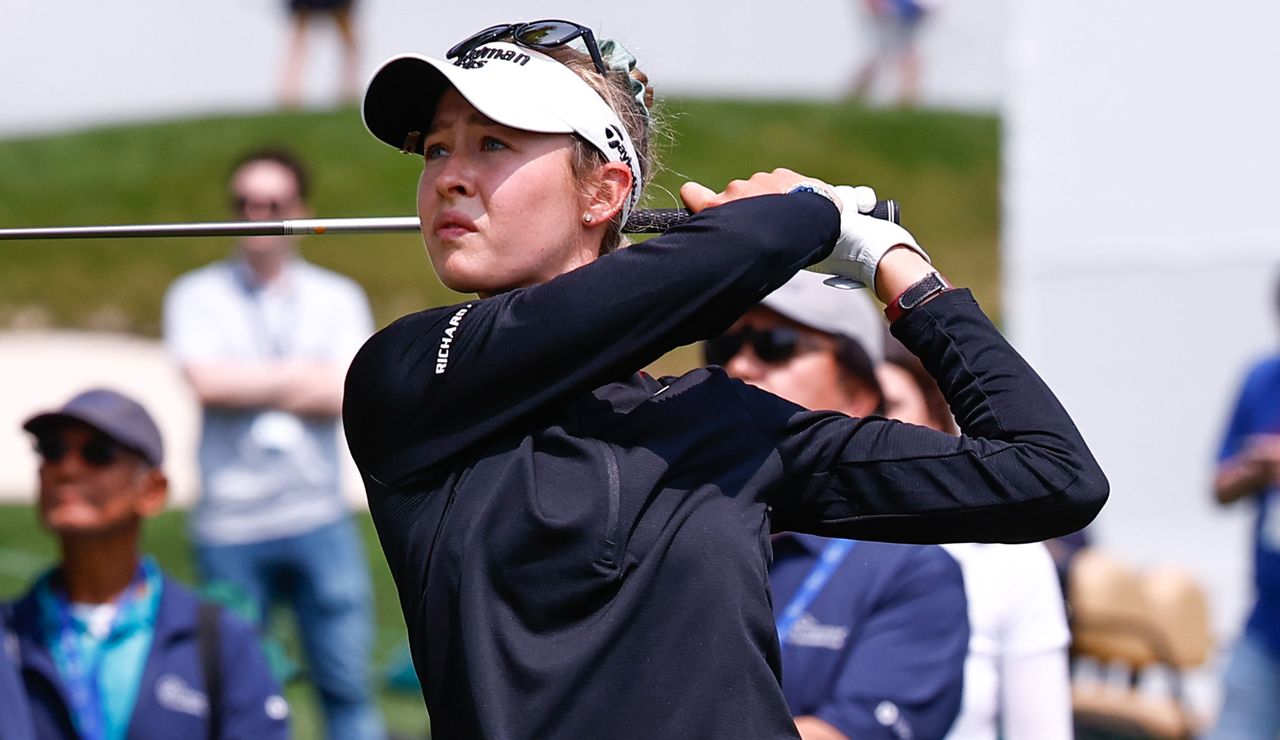 Korda watches her tee shot