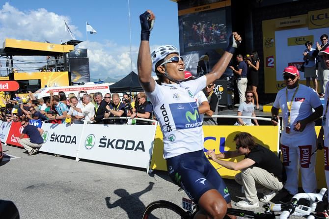 The impassive Nairo Quintana finally breaks into a big smile