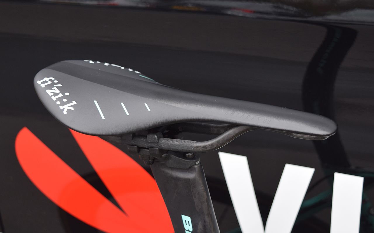 The three-time cyclo-cross world champion runs a Fizik Antares 00 saddle