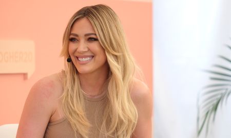 Hilary Duff floating desk hack