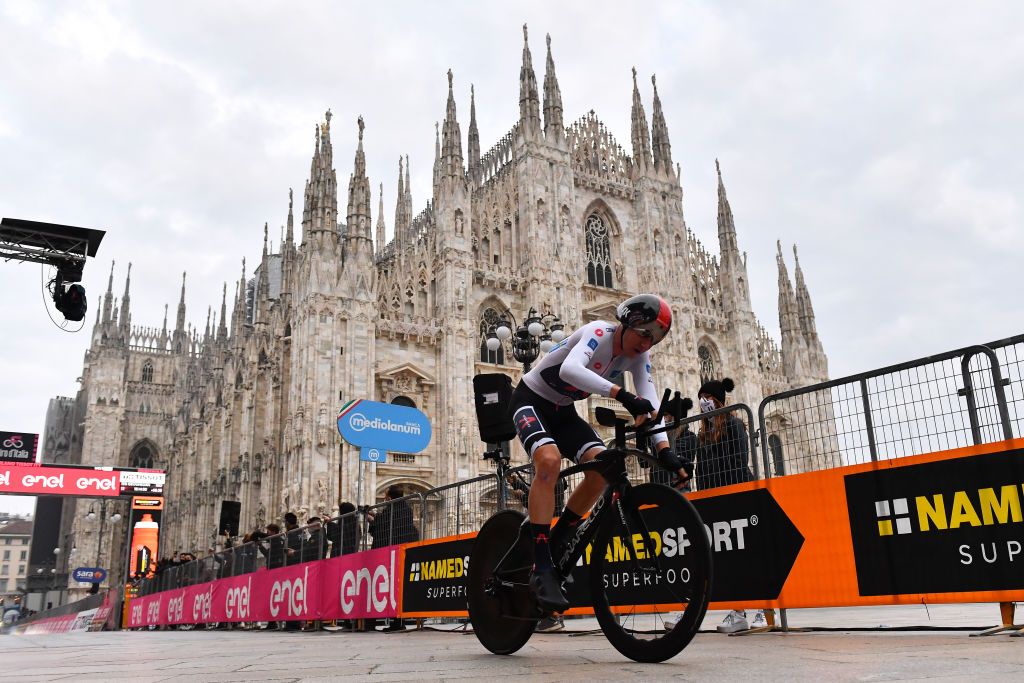 MILANO ITALY OCTOBER 25 Tao Geoghegan Hart of The United Kingdom and Team INEOS Grenadiers White Best Young Rider Jersey during the 103rd Giro dItalia 2020 Stage 21 a 157km Individual time trial from Cernusco sul Naviglio to Milano ITT girodiitalia Giro on October 25 2020 in Milano Italy Photo by Stuart FranklinGetty Images