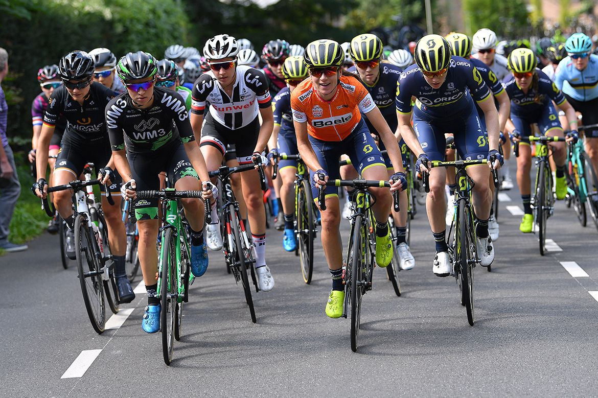 Annemiek van Vleuten and the Boels Ladies Tour peloton