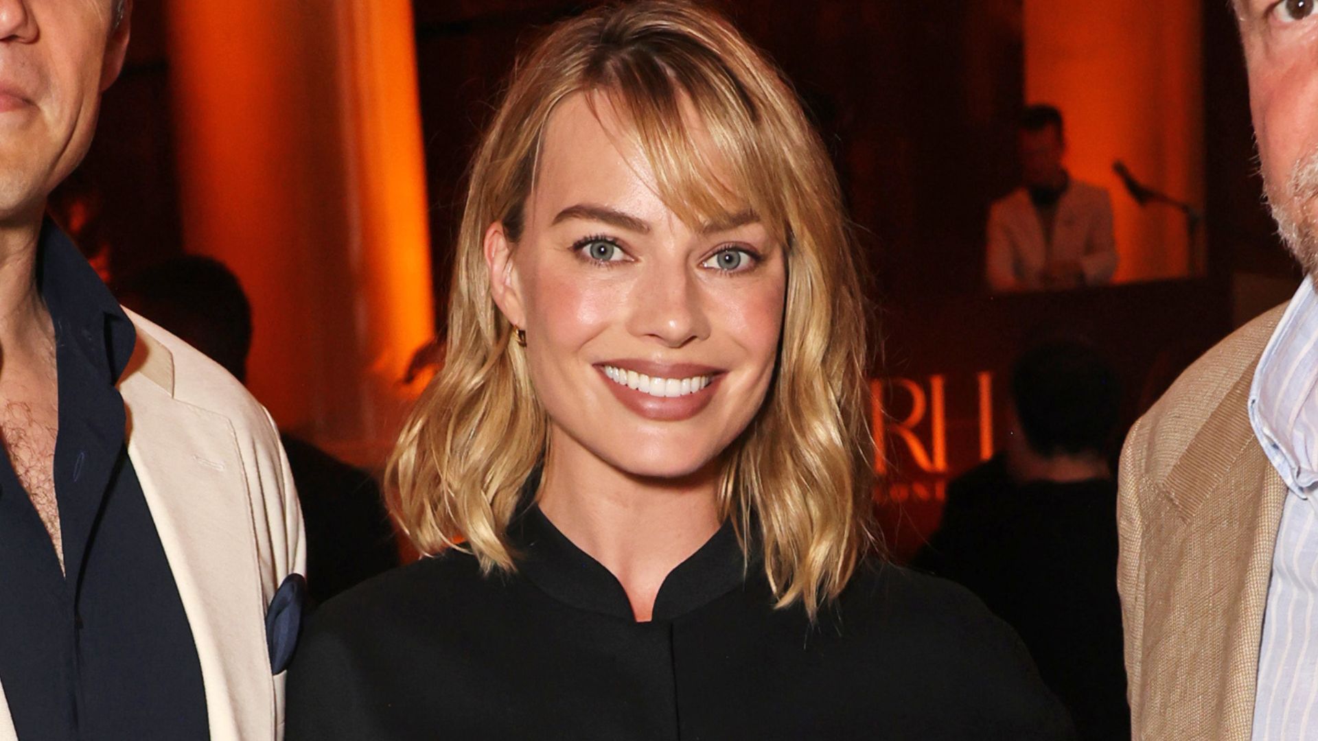A HEADSHOT OF MARGOT ROBBIE