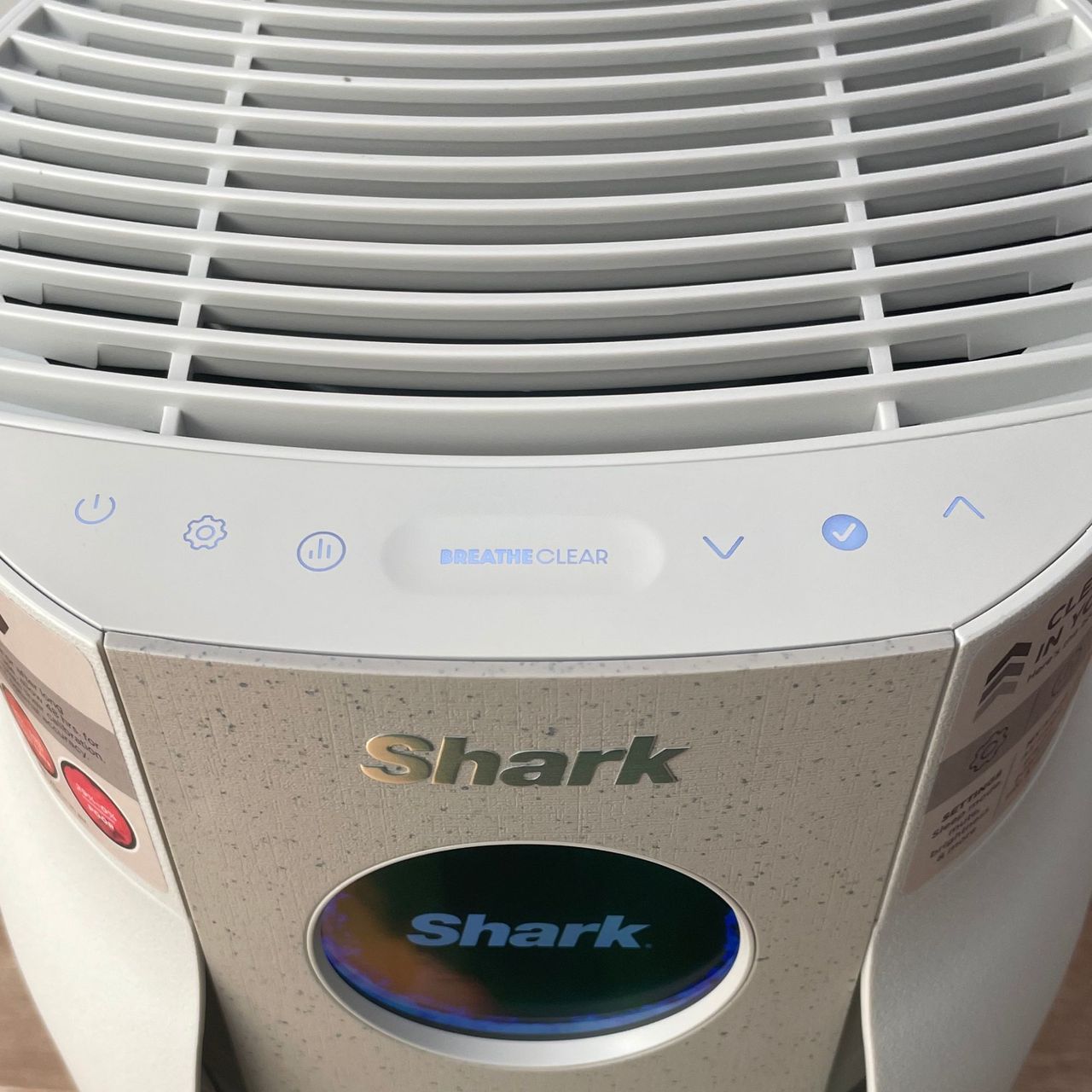 Control panel of the Shark BreatheClear Compact Air Purifier with NeverChange6