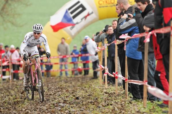 Zdenek Stybar (Omega Pharma-Quickstep) solos to victory.