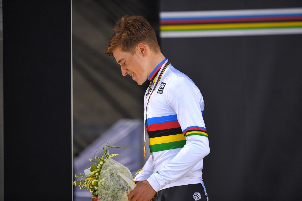 Evenepoel in the rainbow bands