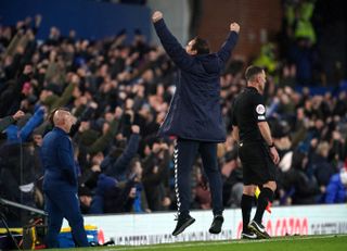 Frank Lampard celebrateS on the touchline