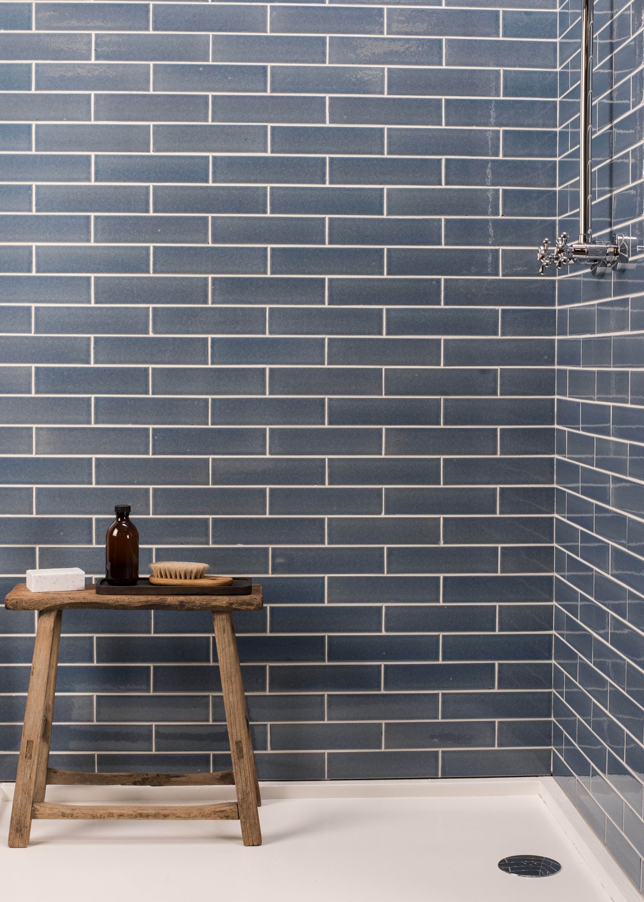 Shower storage ideas: practical and pretty product displays Shower storage ideas: practical and pretty product displays