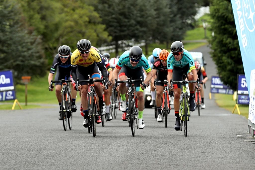 Anthony Giacoppo sprints to the stage win