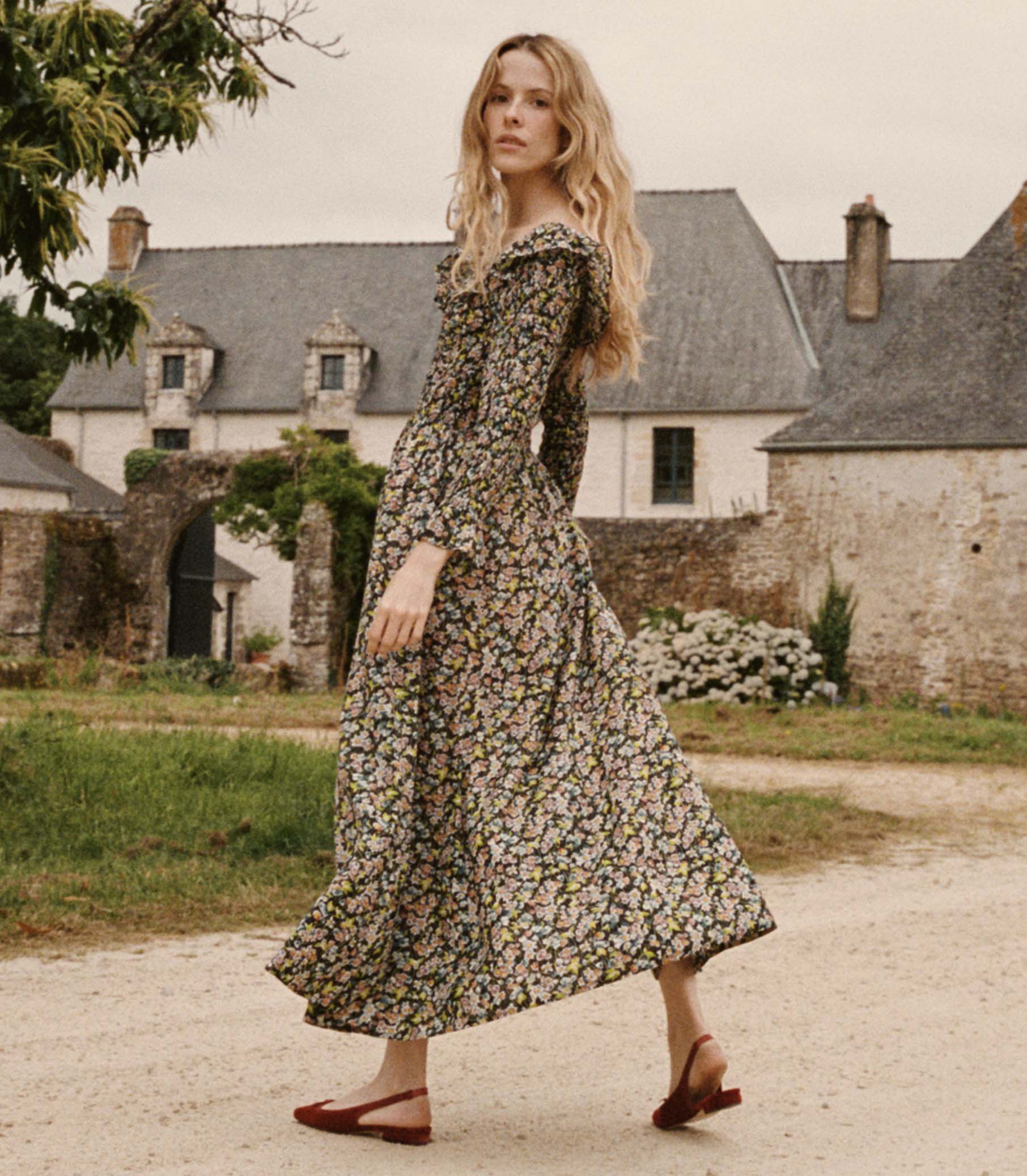 Rosenda Dress -- Blossom Breeze
