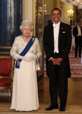 Queen Elizabeth II poses with U.S. President Barack Obama, his wife Michelle Obama and Prince Philip