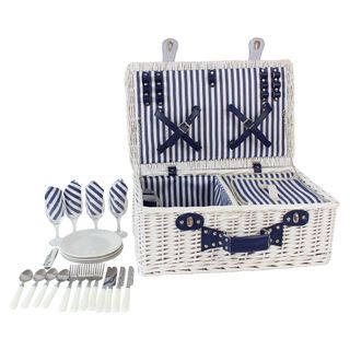 Picnic Baskets - our pick of the best | Ideal Home
