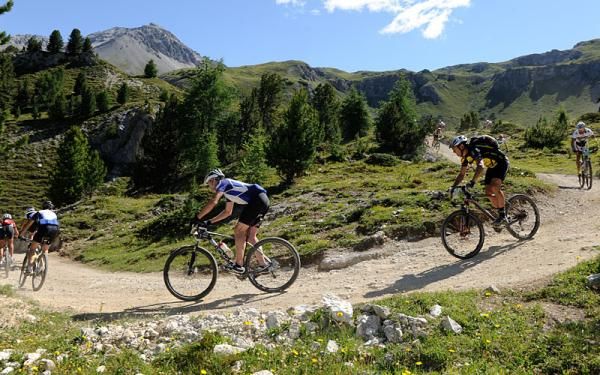 Racers negotiate a switchback