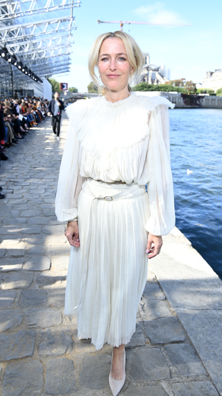 Gillian Anderson attends the Chloe Womenswear Spring/Summer 2022 show as part of Paris Fashion Week on September 30, 2021 in Paris, France