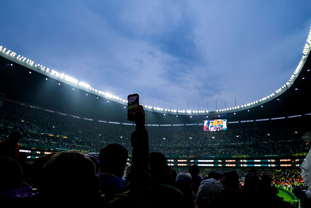 Kick off between Mexico and Ecuador in the round of 32 was delayed by an hour