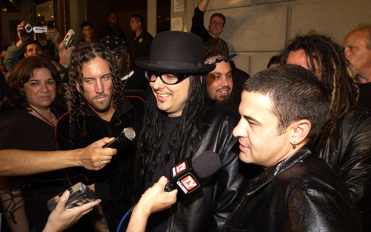 Korn getting interviewed at a red carpet event